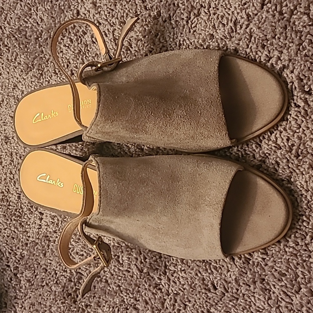 Clarks Kaylin 60 Sling size 8 1/2